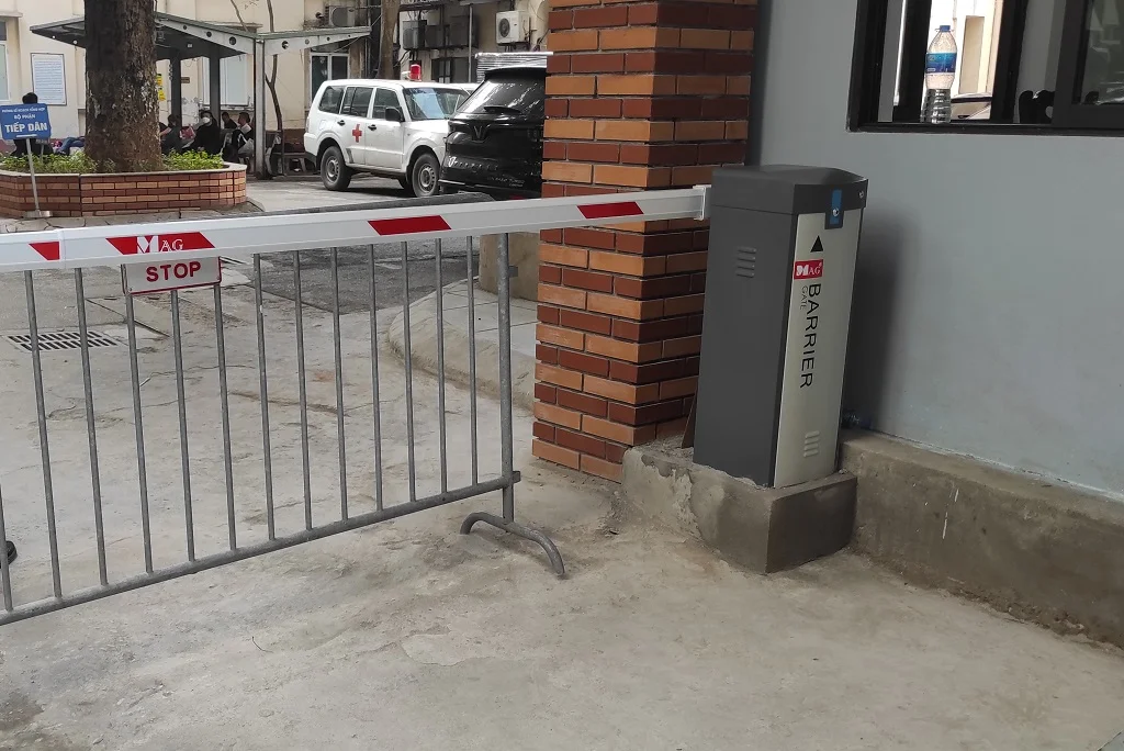 Cận cảnh thân barrier tự động BARRIER MAG BR660T chính hãng MAG – Malaysia