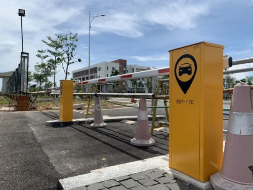 Barrier Bisen BST-170 tốc độ đóng mở nhanh, motor công suất 90W