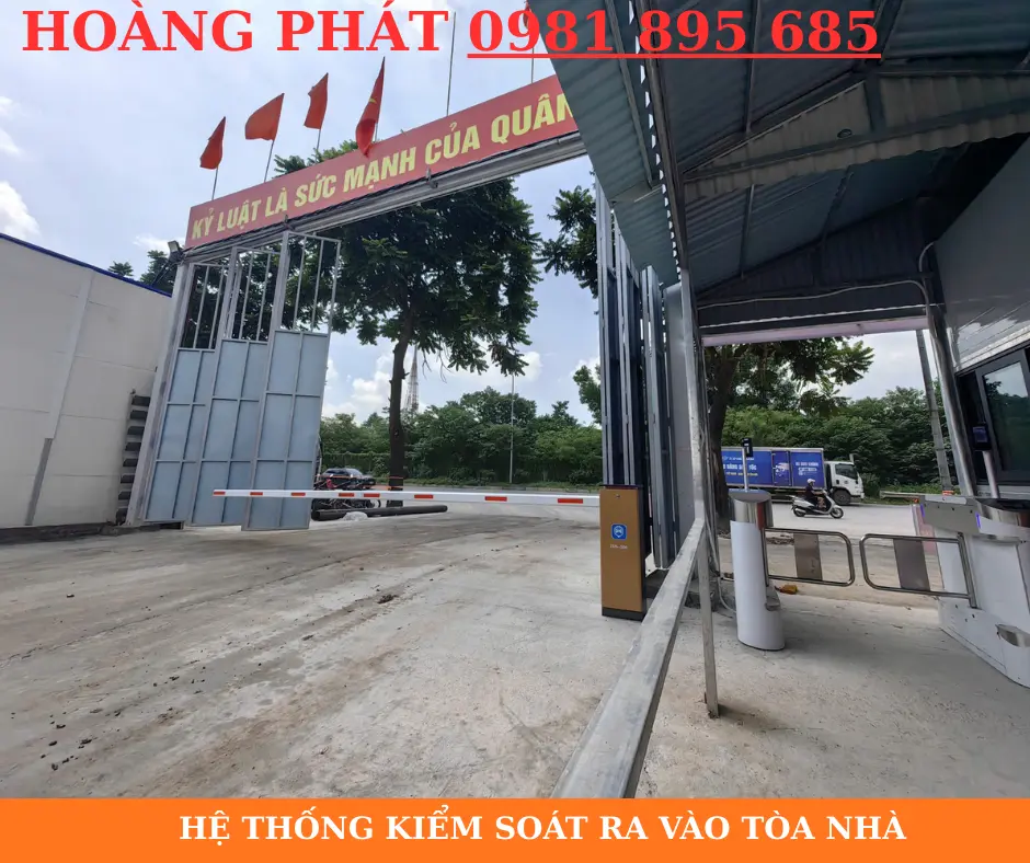 Hệ thống kiểm soát người ra vào tòa nhà Viettel Thăng Long