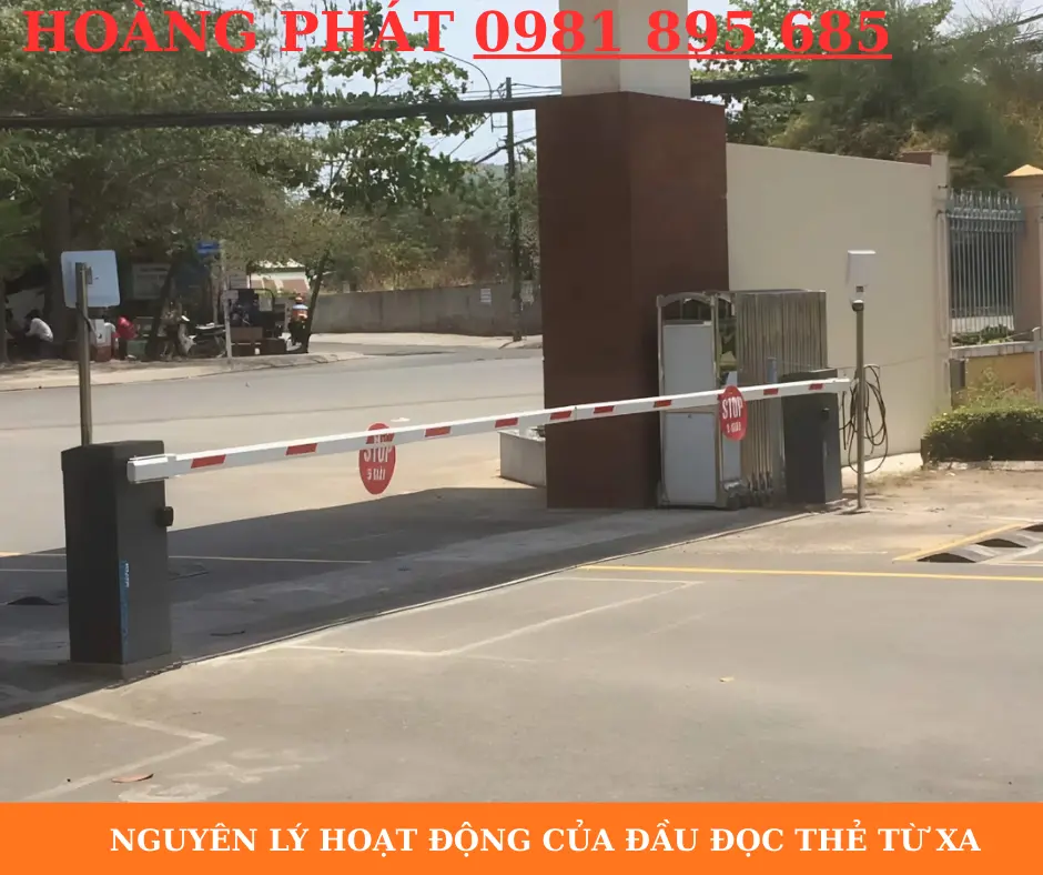 Đầu đọc thẻ từ xa kiểm soát xe ô tô tại bãi xe