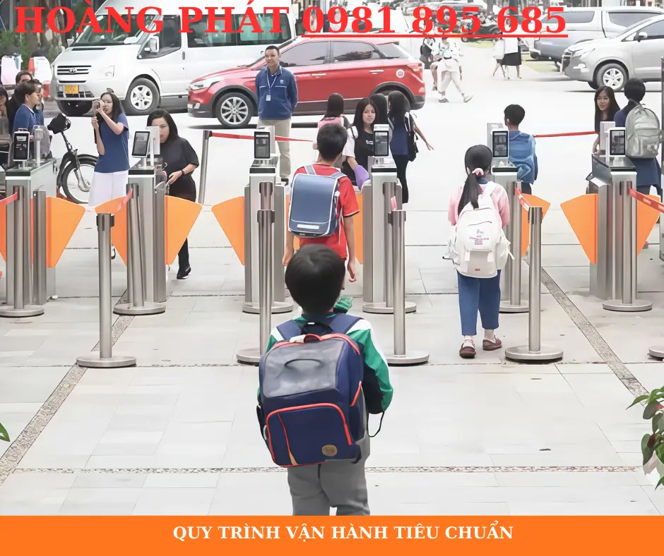 hệ thống kiểm soát học sinh bằng vân tay và khuôn mặt