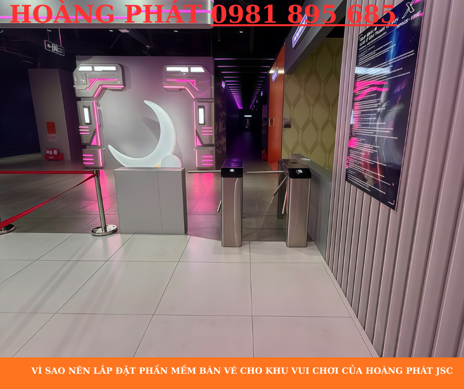  Nhân viên sử dụng phần mềm bán vé tại khu vui chơi